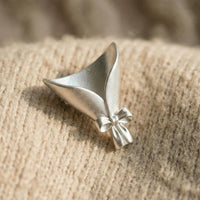 brooch