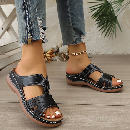These women's arch-support sandals are made of lightweight, breathable material.